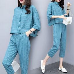 条纹套装女网红图片,网红演绎经典套装魅力